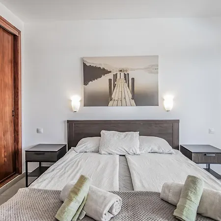 Aguila Playa Escape Apartment